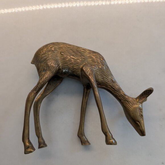 Vintage Brass Deer Figurines - Pair of Does - Picture 2 of 12